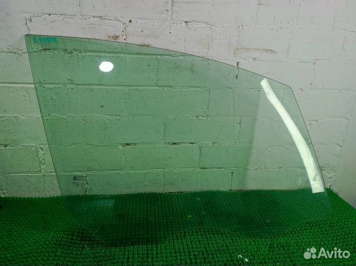 Стекло переднее правое Opel Meriva B 2013