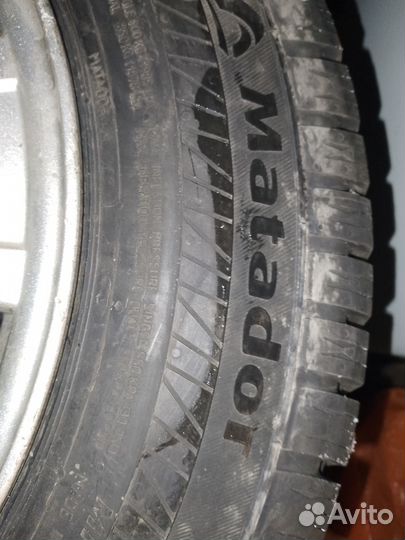 Комплект зимней резины r16 на ниву