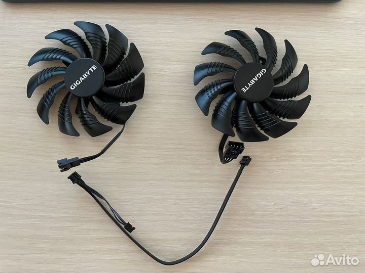 Вентиляторы для видеокарт Gigabyte 85мм 4 pin