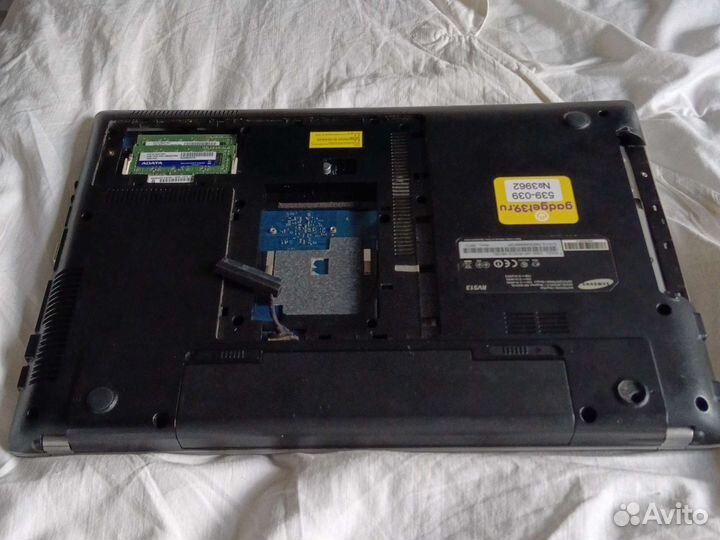 Ноутбук на запчасти