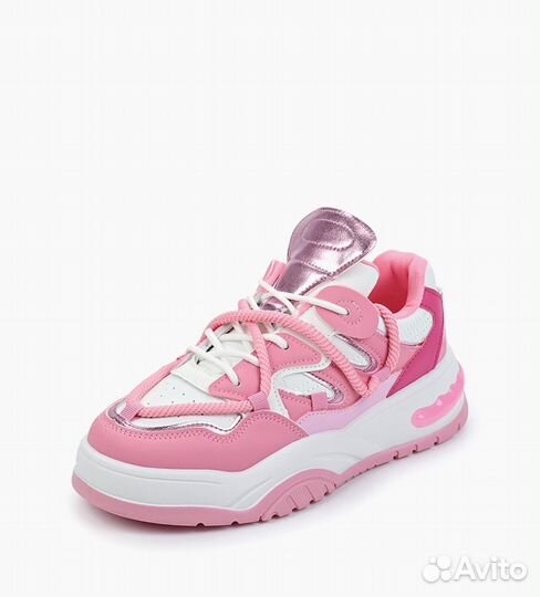 Кроссовки женские