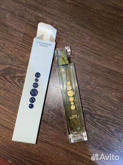 Духи молекула 02