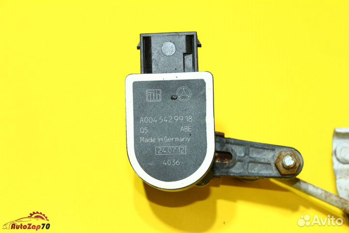 W204 C250 Датчик положения кузова