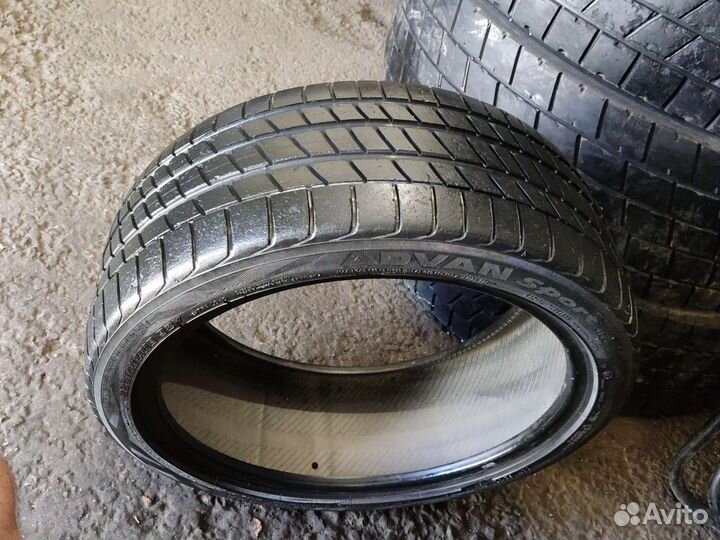 Yokohama Advan Sport V105 225/40 R18 92Y