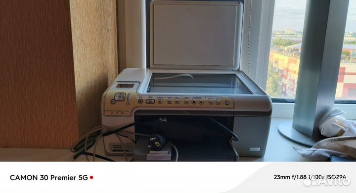 Лазерный цветной мфу бу