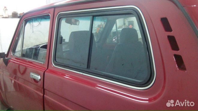 Раздвижная форточка на ниву