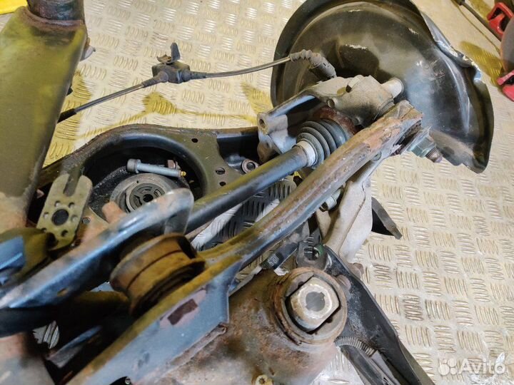 Балка подвески подрамник задняя Audi Q3 8U 8UB