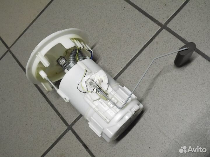 Бензонасос в сборе Пежо 301 208