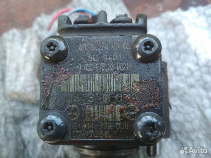 MB Atego Насос-форсунка (секция)