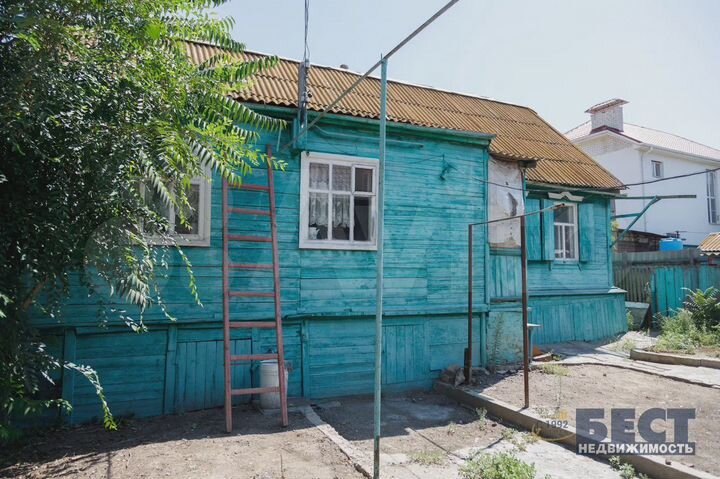 Дом 59 м² на участке 2 сот.