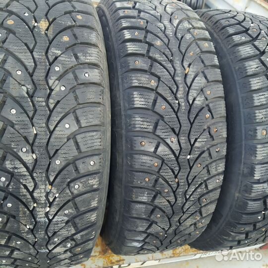 Formula Ice 195/60 R15 88