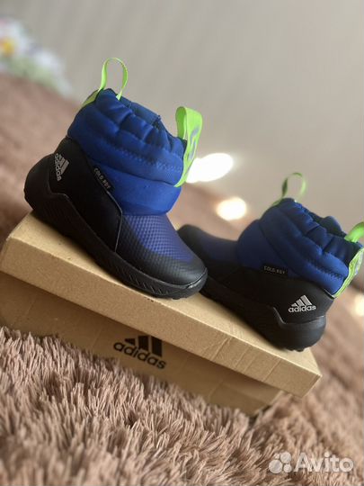 Детские ботинки adidas