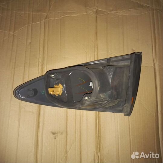 Фонарь задний правый в крыло mazda 6 gg универсал