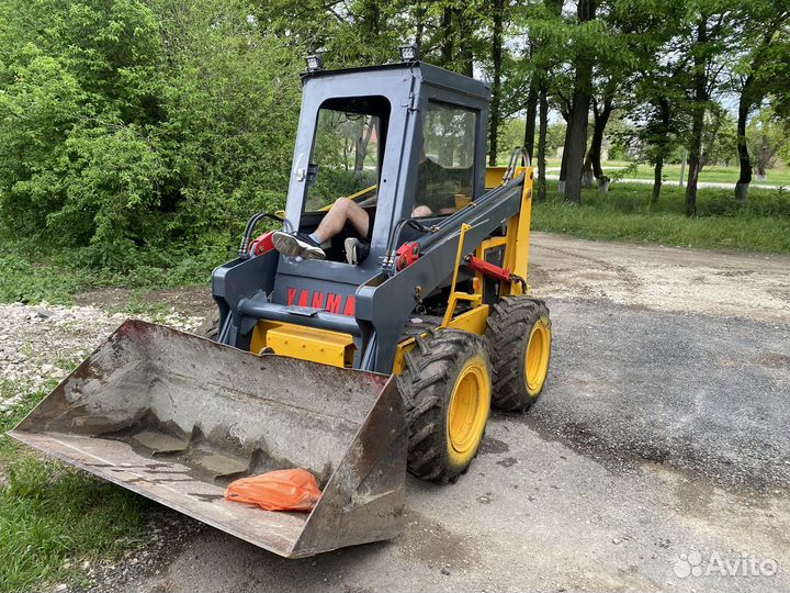 Мини-погрузчик Yanmar Y30W-2, 2000