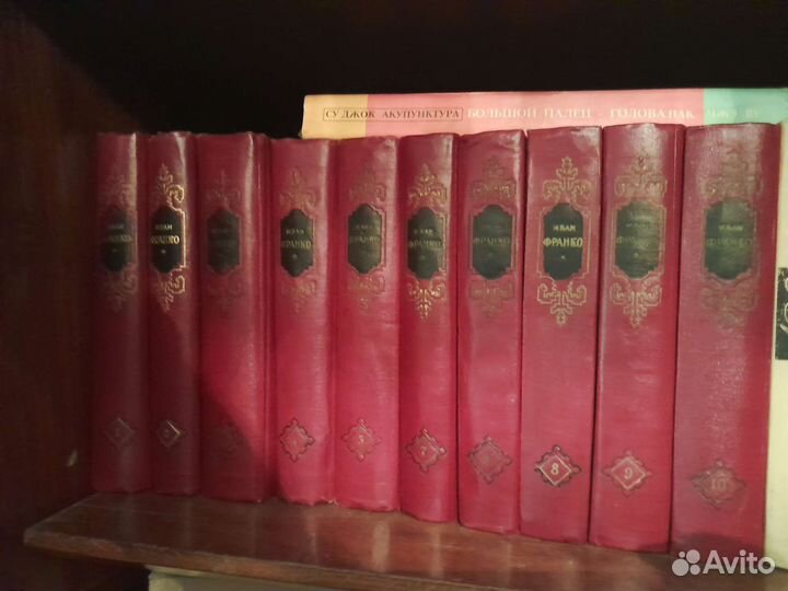 Книги Пушкин,Чехов,Толстой