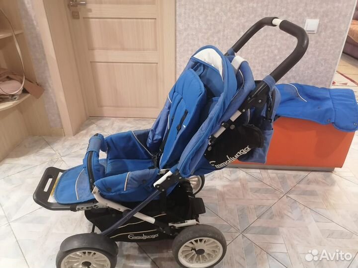 Прогулочная коляска