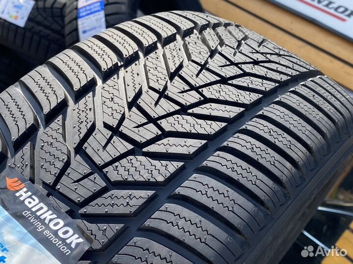 Hankook Winter I'Cept Evo 3 W330A 285/45 R19 111V