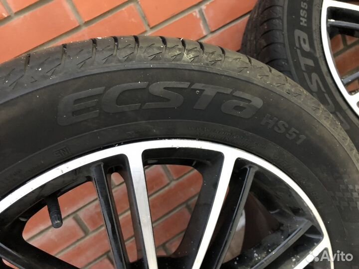 Комплект колёс Kia Kumho Ecsta HS51 215/55 R17 94V