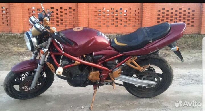 Suzuki bandit 400