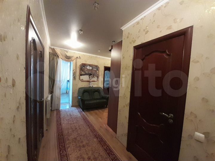 3-к. квартира, 91,8 м², 2/5 эт.