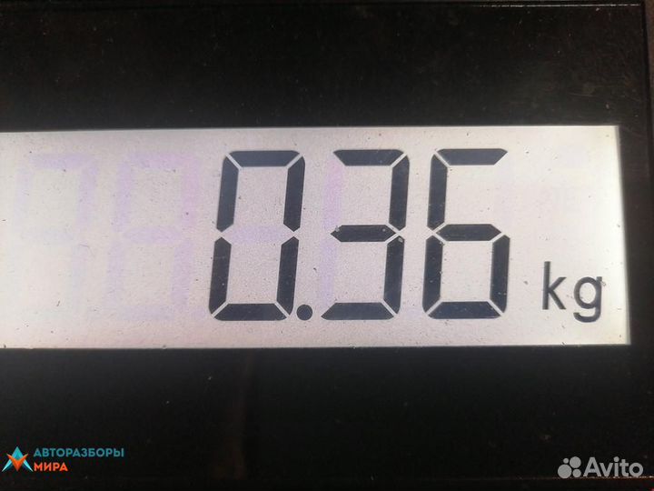 Форсунка Volkswagen Golf 3 1999 038130201F