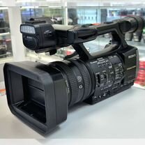 Видеокамера Sony HXR-NX3