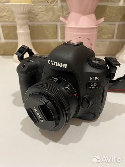 Фотоаппарат canon 5D mark 4