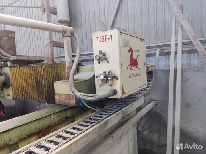 Автоматический полировальный станок по камню