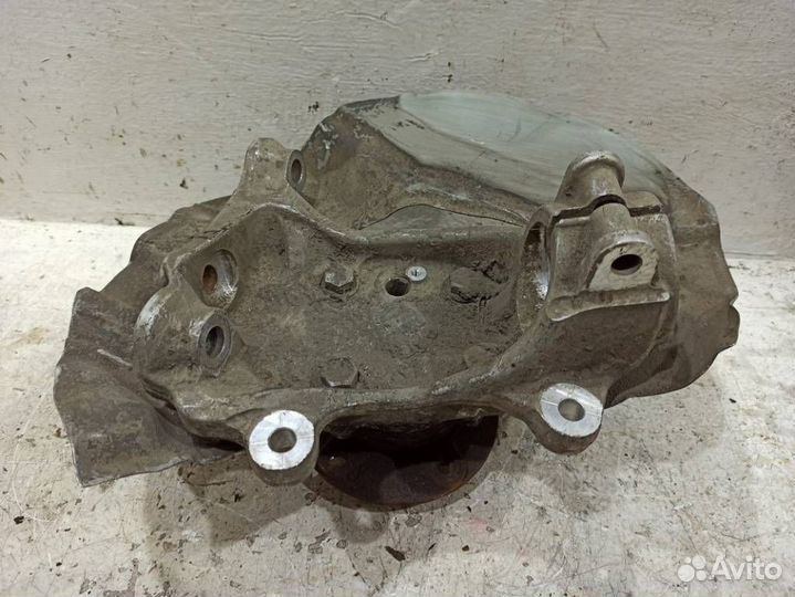 Кулак передний правый бмв