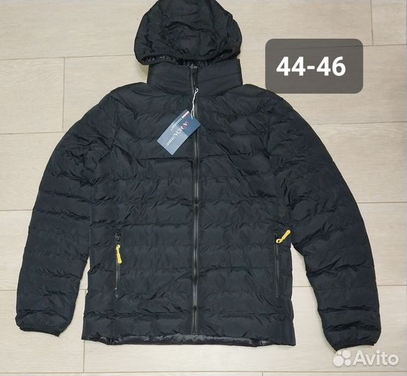 Новая демисезонная куртка