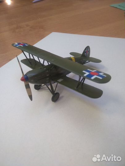 Модель самолета 1 72