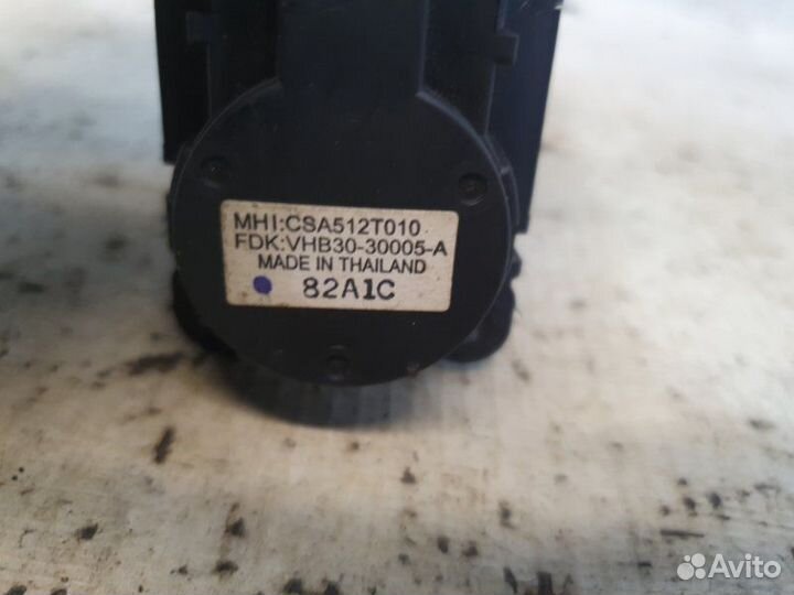 Сервопривод заслонки печки Citroen C-Crosser 4B12