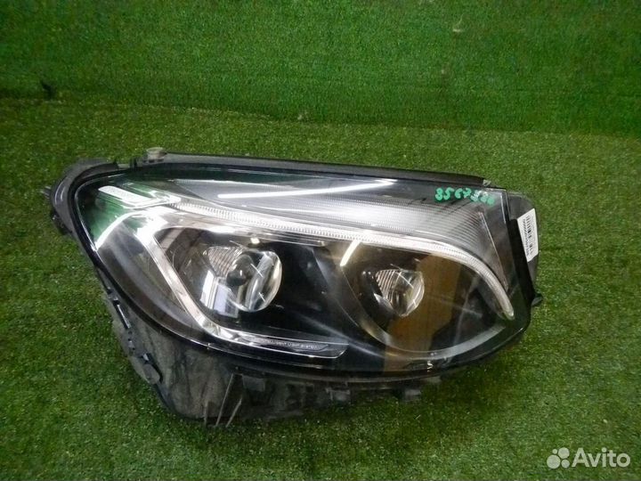 Фара правая Mercedes GLC X253 (2015-2019) LED