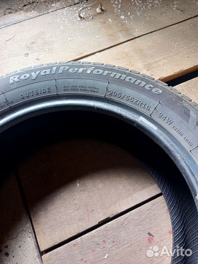 Royal Black Royal Performance 205/55 R16