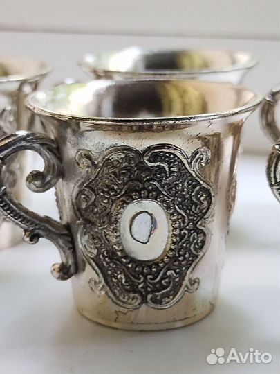 Арабские кофейные чашки