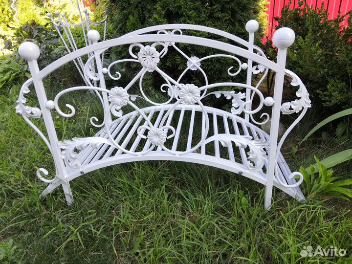 Кованый мостик для сада, садовое украшение