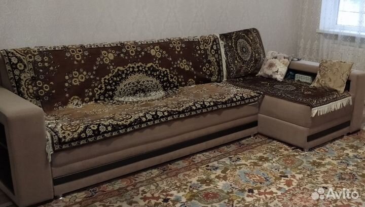 Большой угловой диван раскладной бу