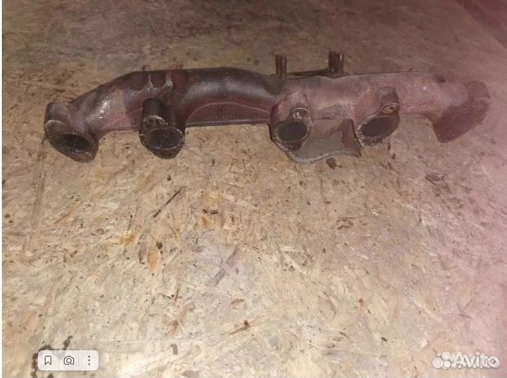 Коллектор выпускной vw crafter 2.5