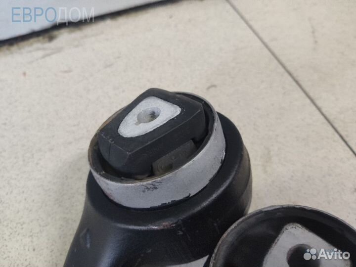 Рычаг продольный передний правый на BMW E70 s11428