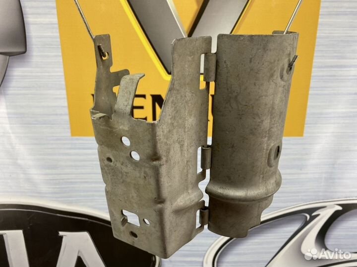 Кронштейн Renault megane 3