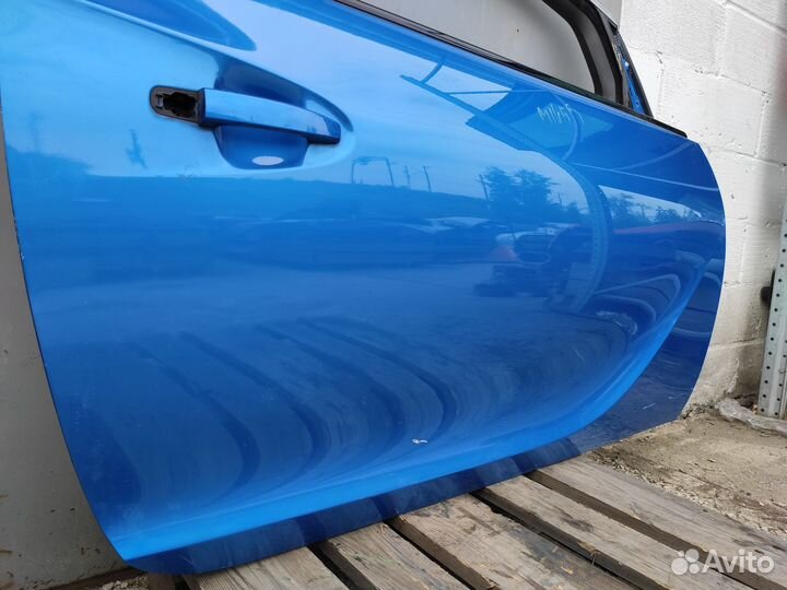 Дверь правая на Opel Astra J GTC 3Д