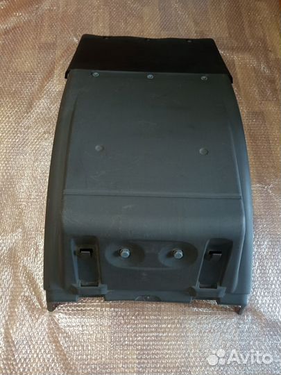 Крыло заднее ман