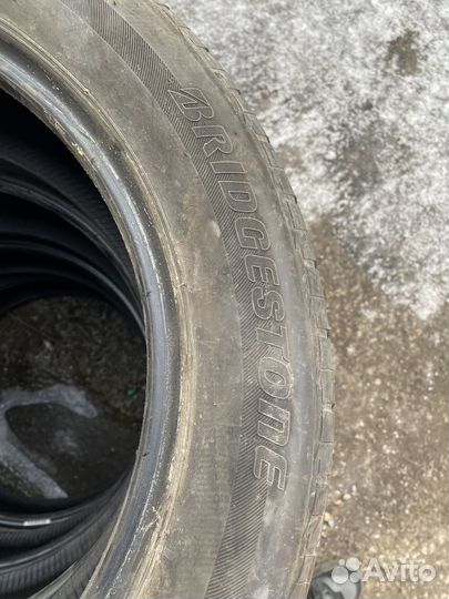 Bridgestone 613V 215/55 R17