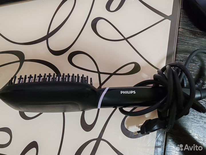 Расческа-выпрямитель Philips BHH880/00