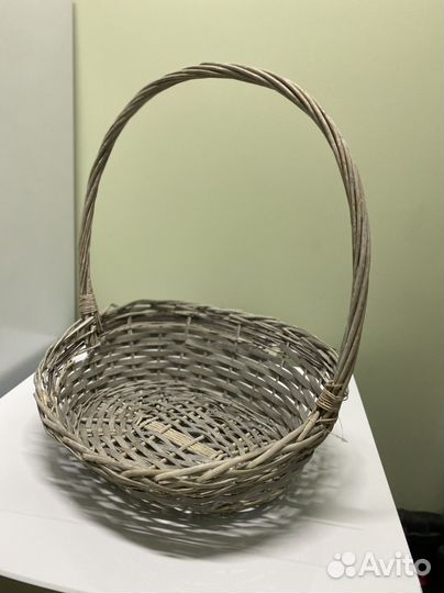 Корзина плетеная для флористов в ассортименте