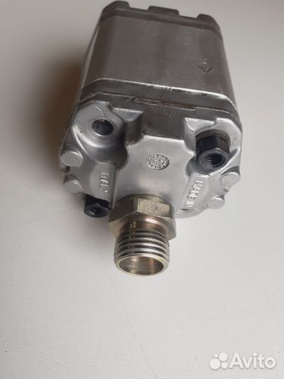 Насос для гидраборта б/у