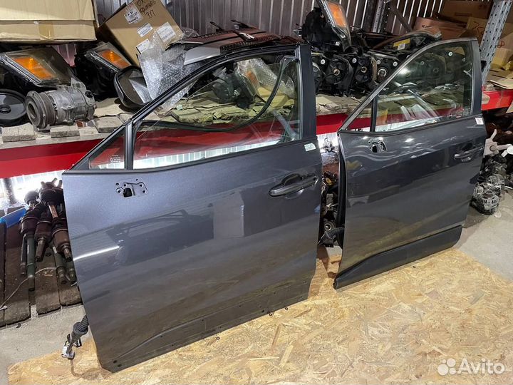 Передняя левая дверь Тойота Рав 4 50 кузов