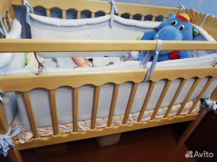 Детская кроватка