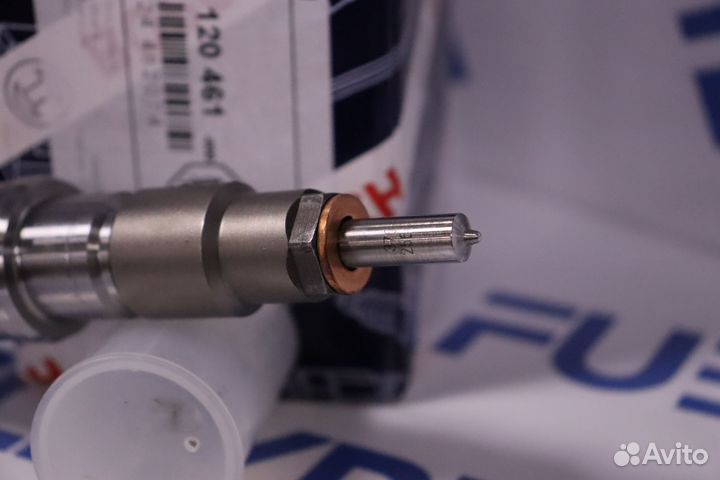 Форсунка топливная 0445120461