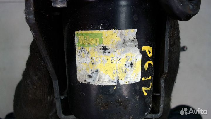 Двигатель стеклоочистителя передний Dodge Durango